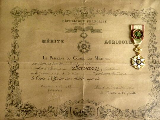 Croix d'Officier du Mérite Agricole : le 7 août 1951 sous le N°409