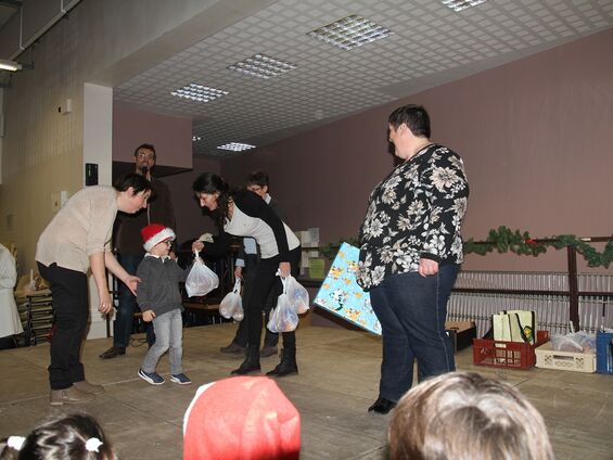 distribution des cadeaux